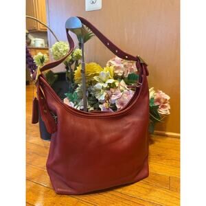 VINTAGE COACH 9058/RED LEGACY HOBO PURSE (pu500